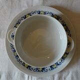 VILLEROY AND BOCH. CADIZ model. Porcelain case (E) and its saucer. Design