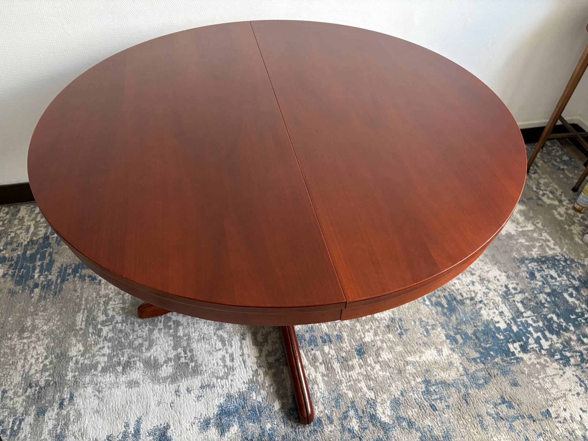 Extensible Baumann table