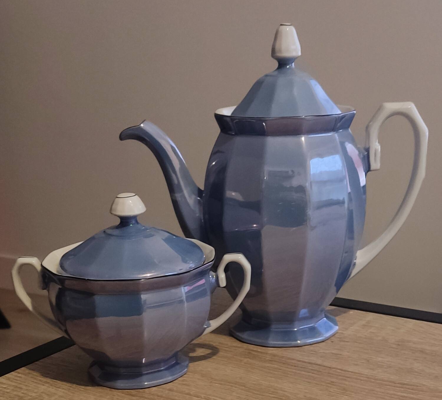 PALT teapot and sugar bowl set – Vintage Czechoslovakian porcelain