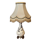 Porcelain lamp in the Indochinese style enhanced with gilding