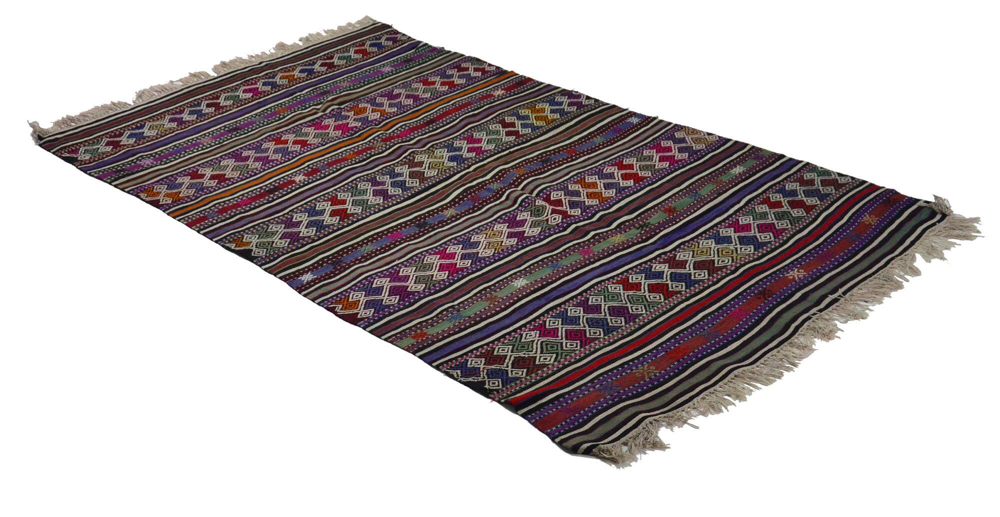 Bohemian Style Handcrafted Vintage Rug 150x 240 cm