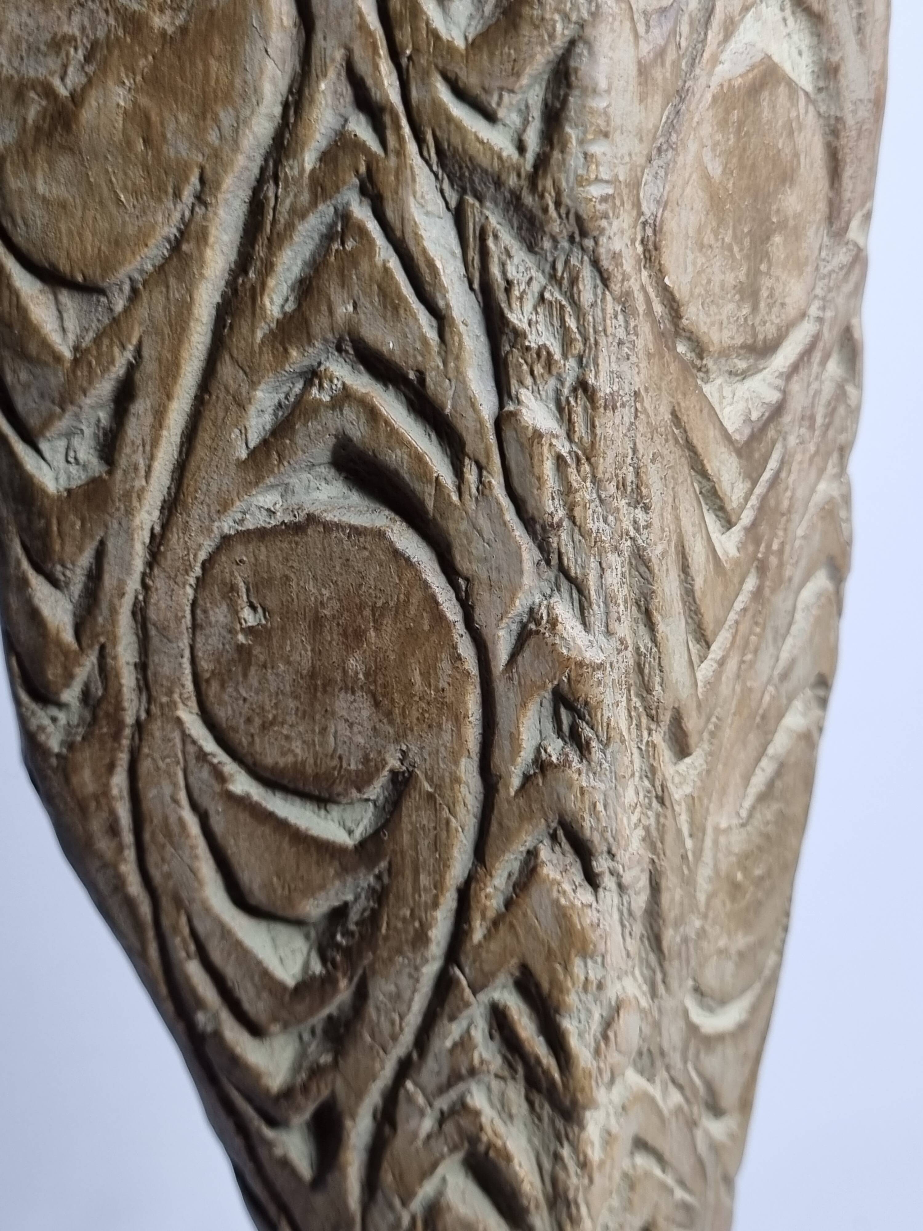 Large Sepik hook, known as Oceanian arrow, 61 cm