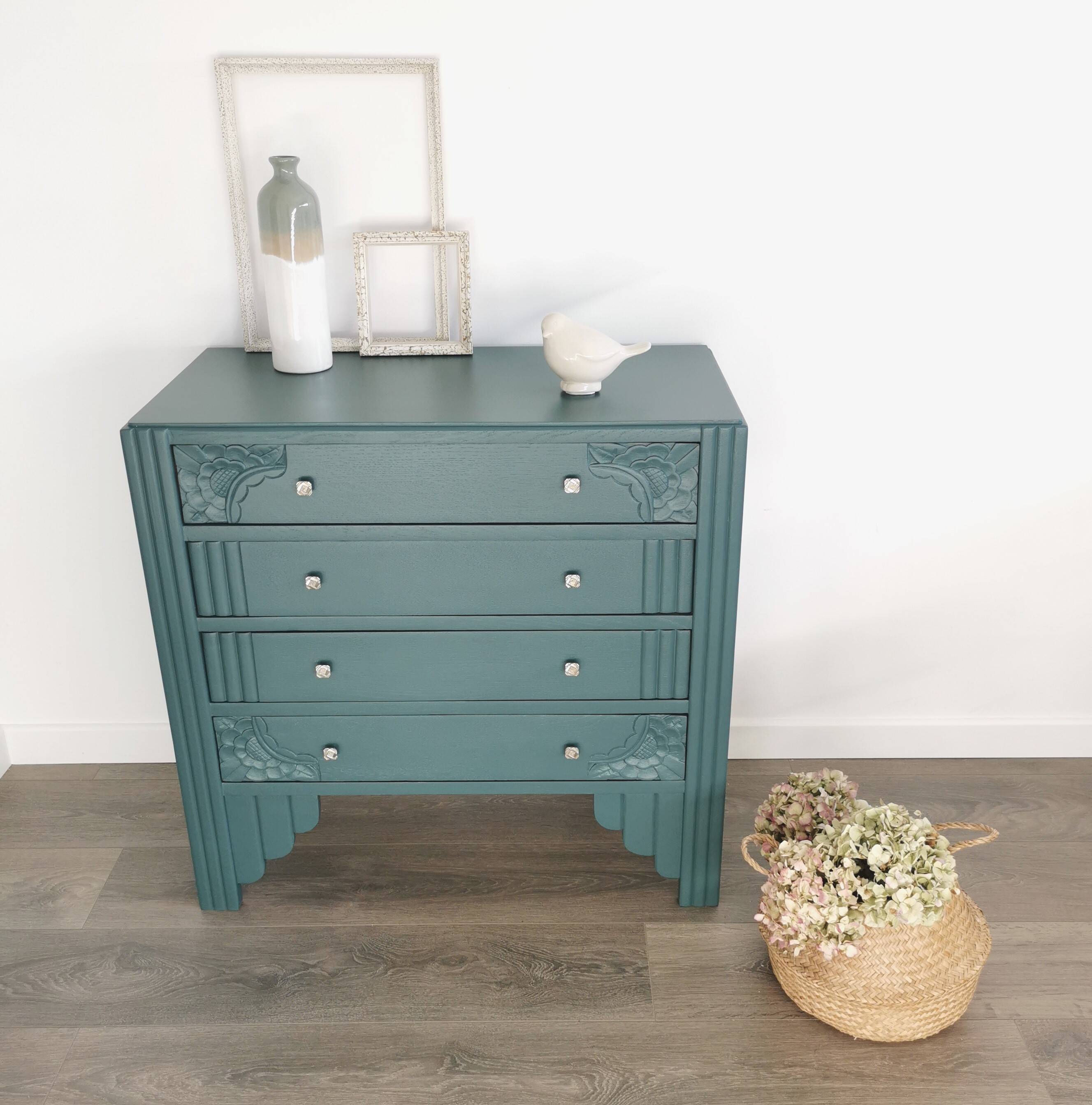Art Deco chest of drawers