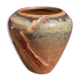 Small vase with relief