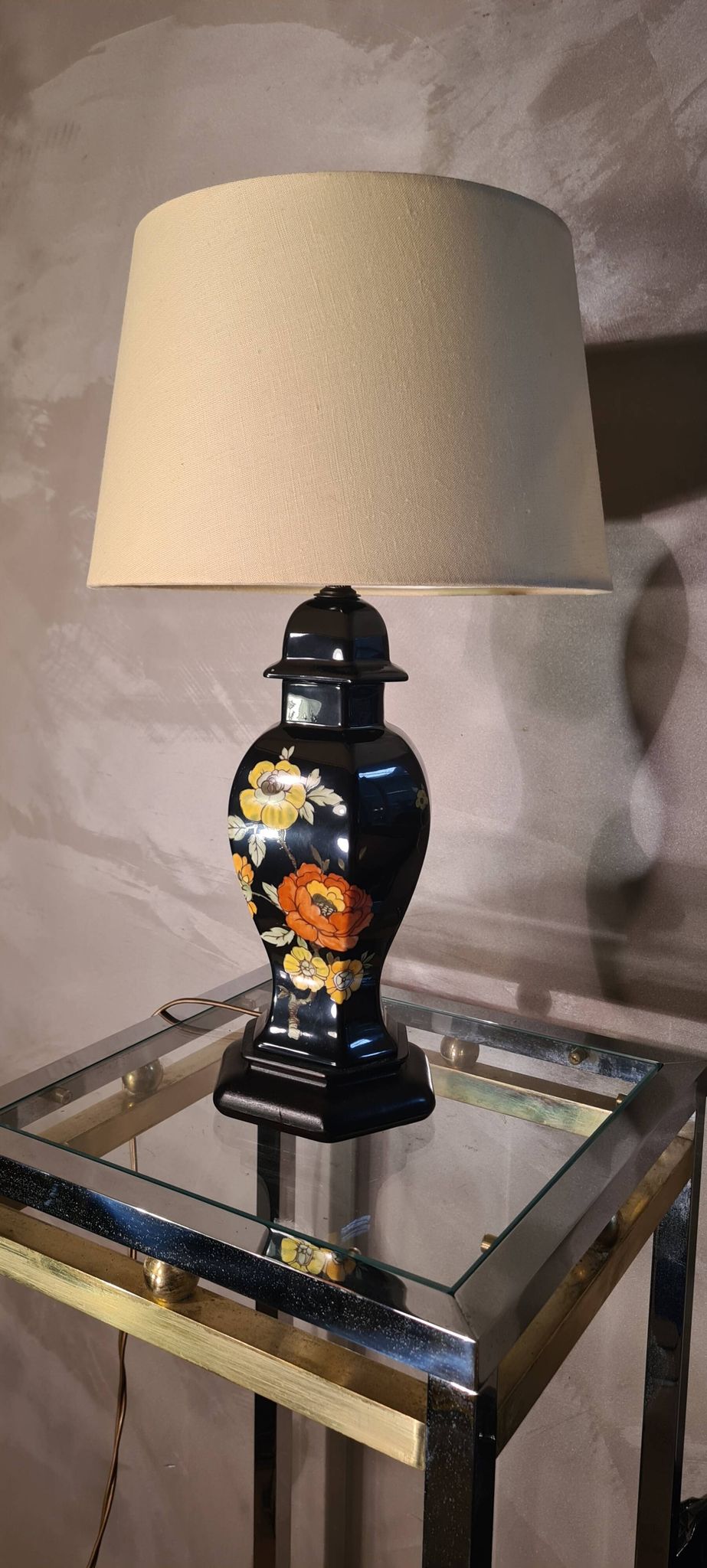 Asian lamp 42x25 with an adjustable lampshade