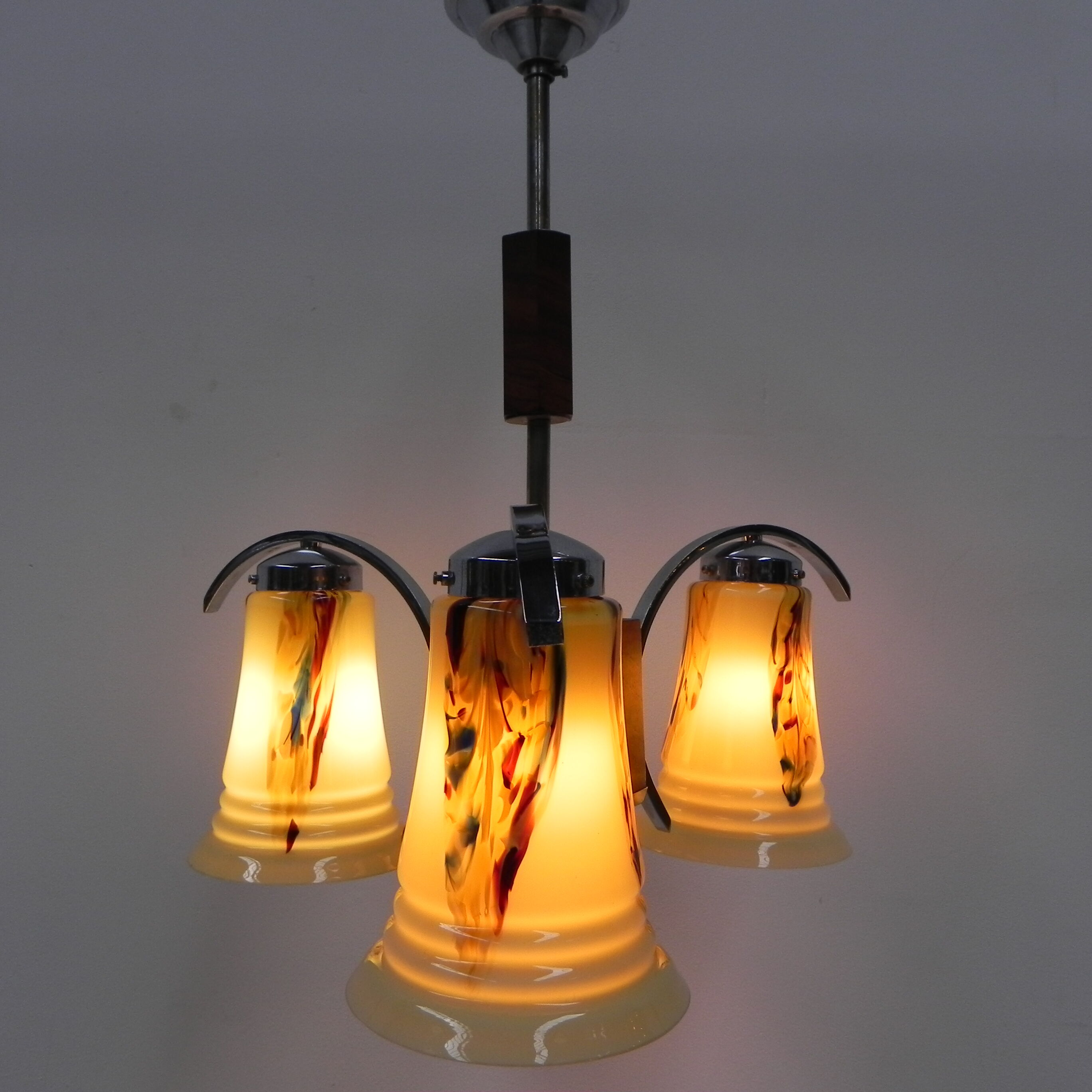 Art deco hanging lamp in glass