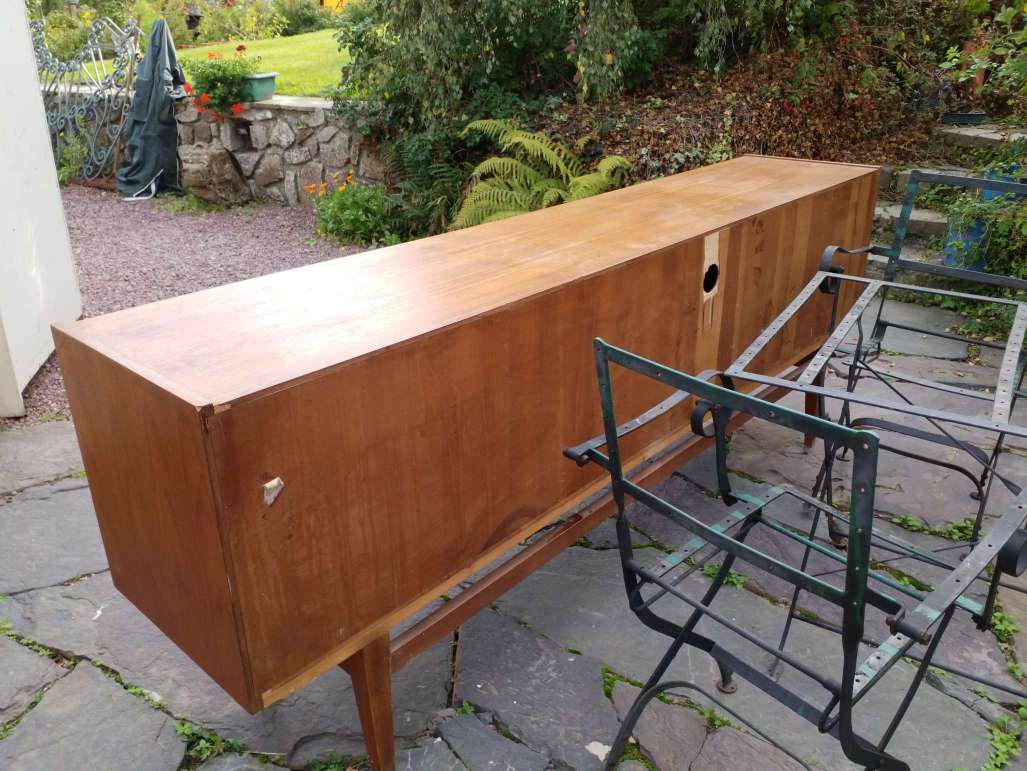 Scandinavian enfilade