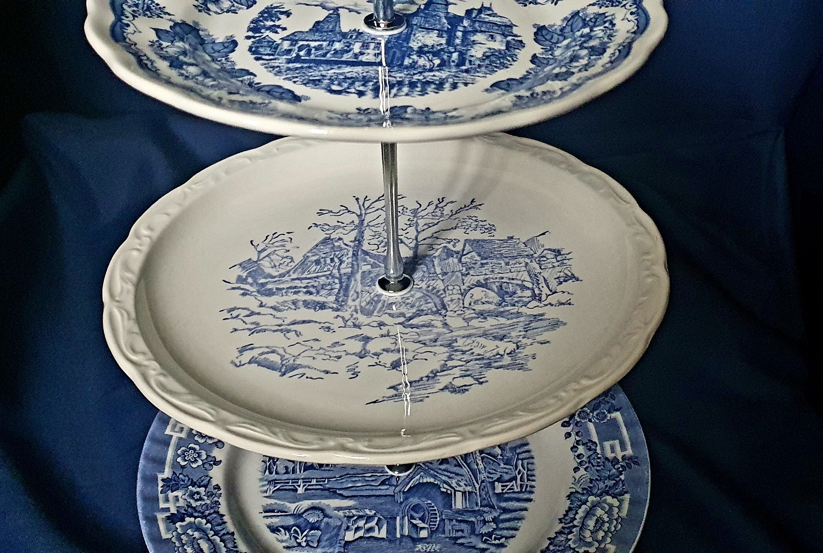 Silent servant display