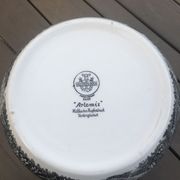 Vegetable dish from Villeroy to Boch Artemis Collection, theme "The Hunt"