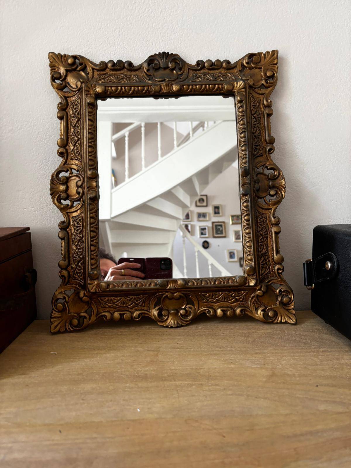 Golden mirror