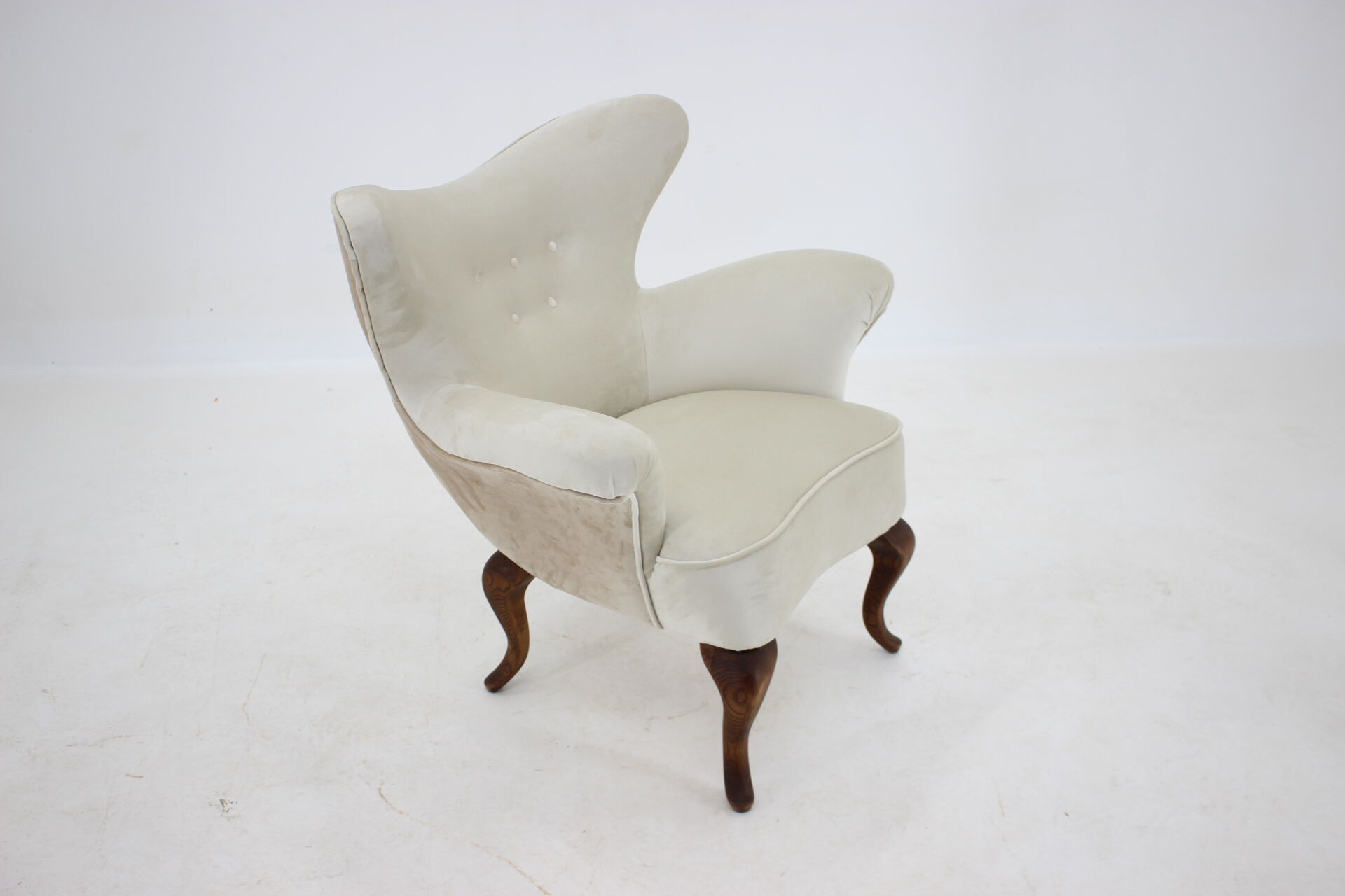 1900s antique curved armchair