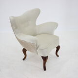 1900s antique curved armchair