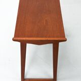 Petite table d'appoint en teck, années 1960