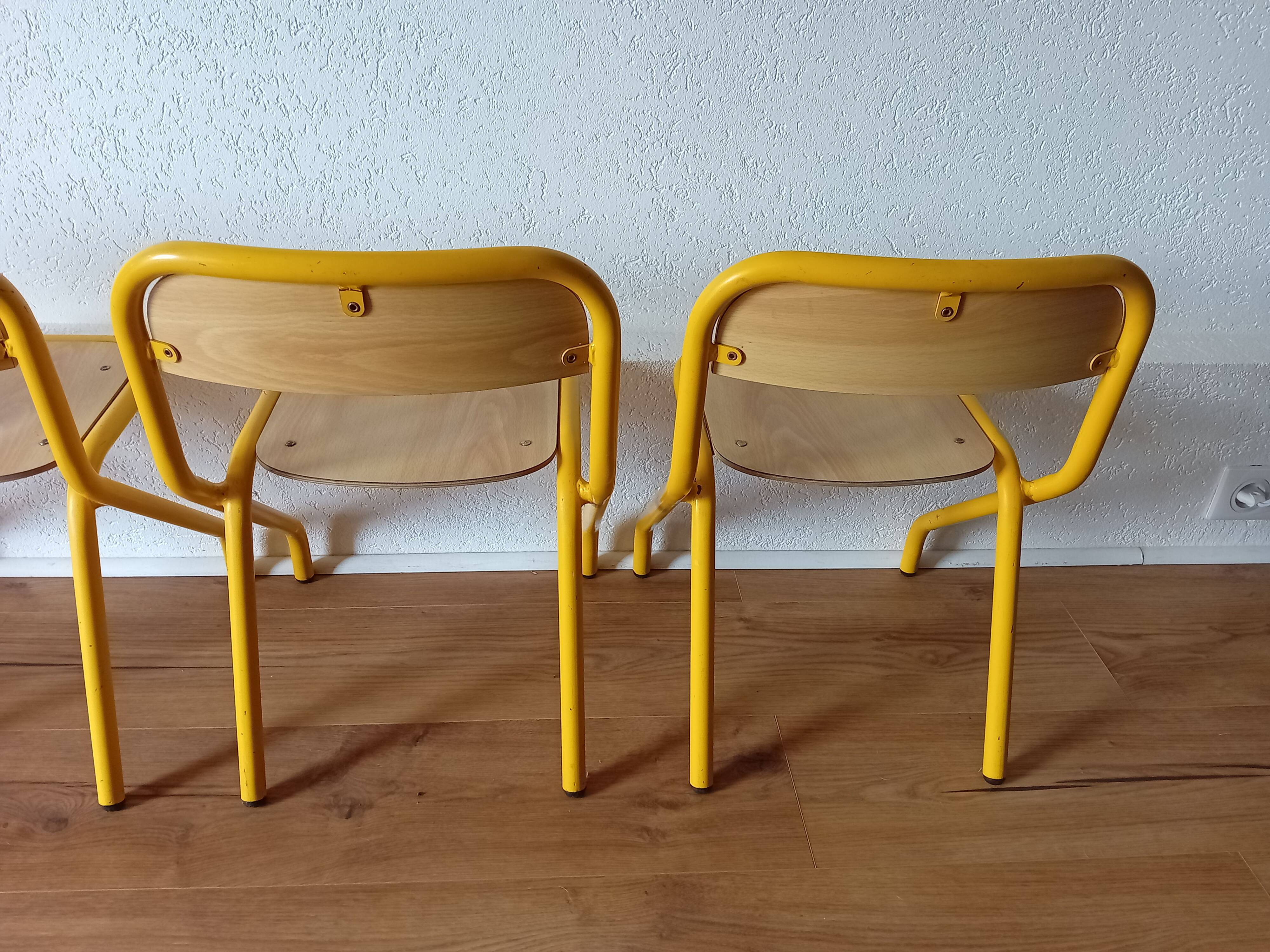 Lot de 4 chaises maternelle