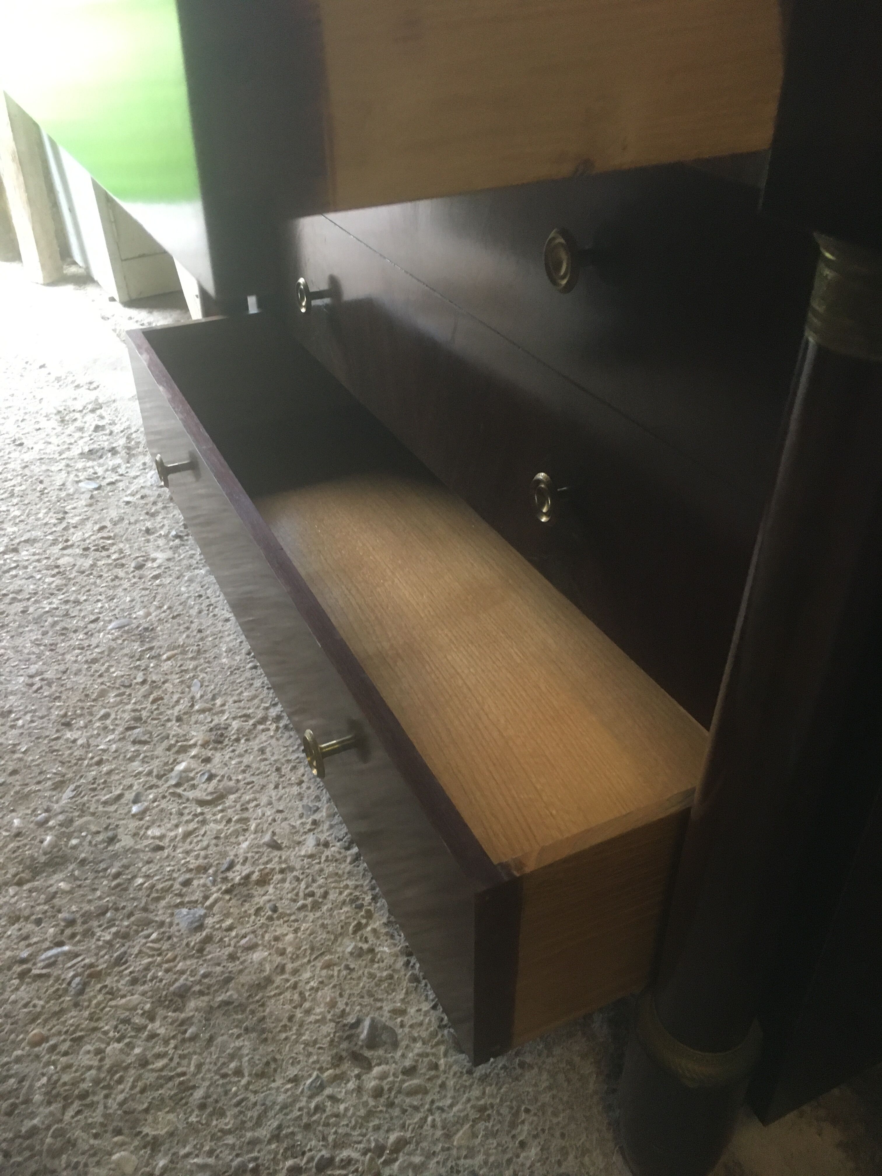 Commode style empire en palissandre