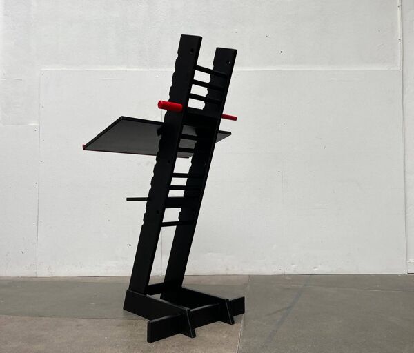 Bureau debout de bureau postmoderne par Holznest Design
