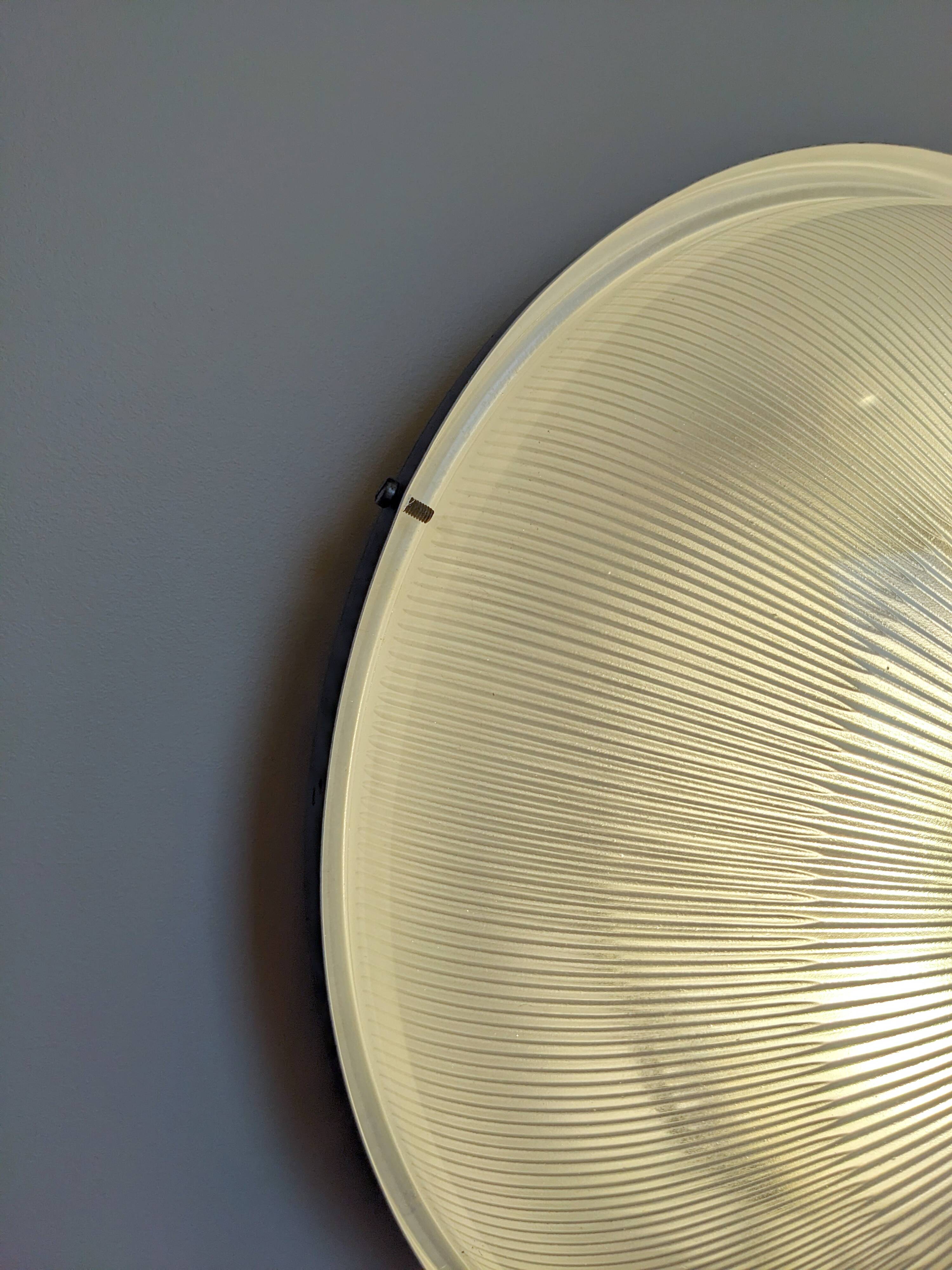 Large glass and metal wall lamp from the 50s - vintage Prisma design