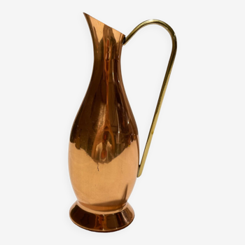 Vase en cuivre