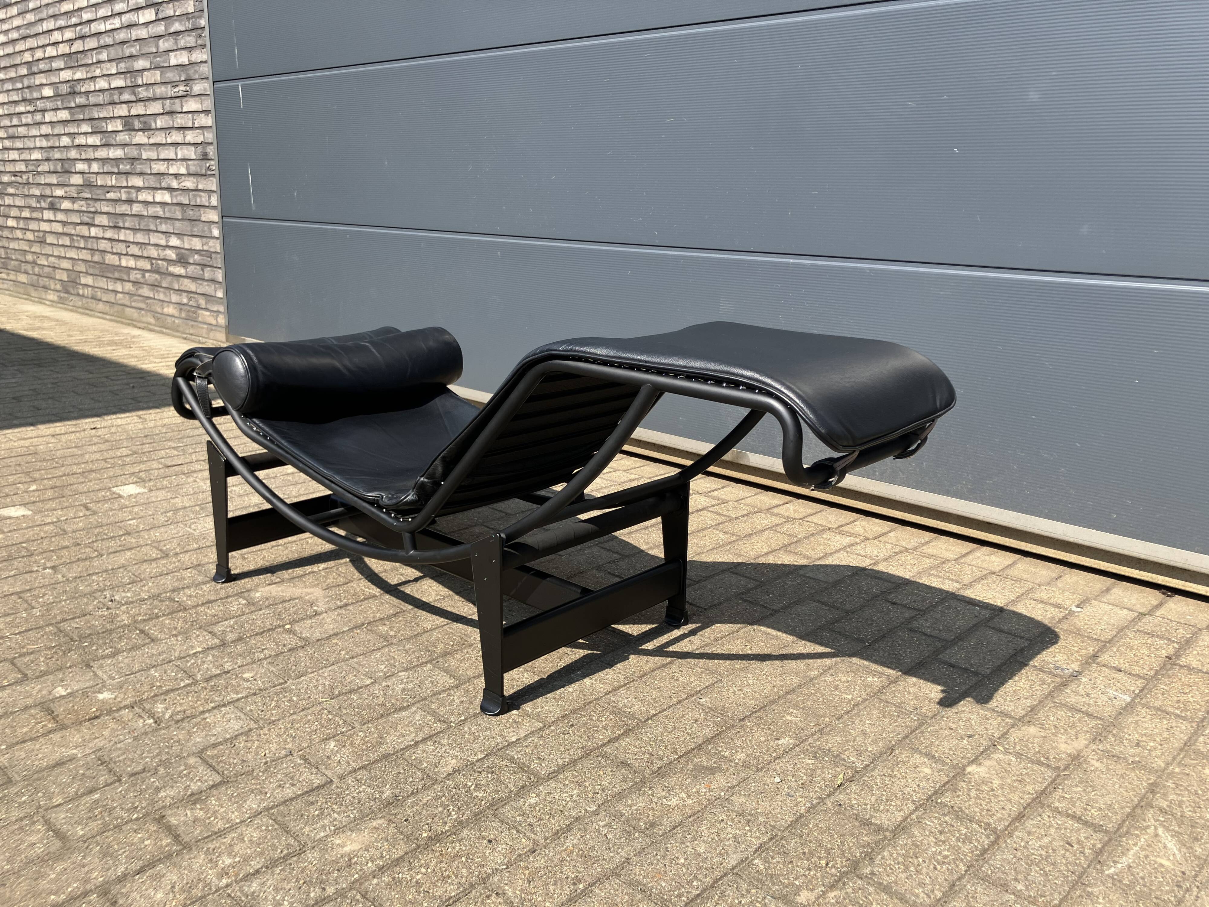 Originele Cassina Le Corbusier Lc4 Black on Black, Bijna als new!