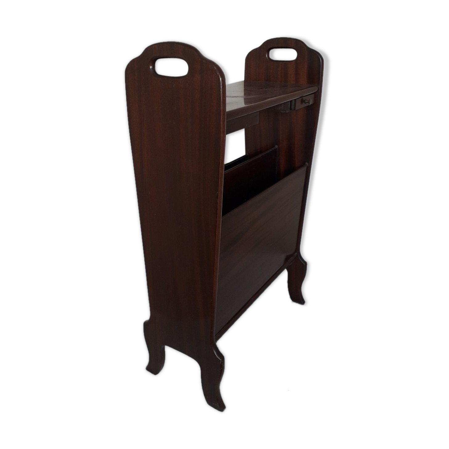 Wooden magazine rack