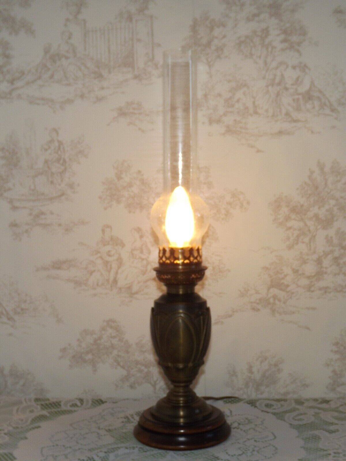 Glass and bronze lamp, Art Nouveau France