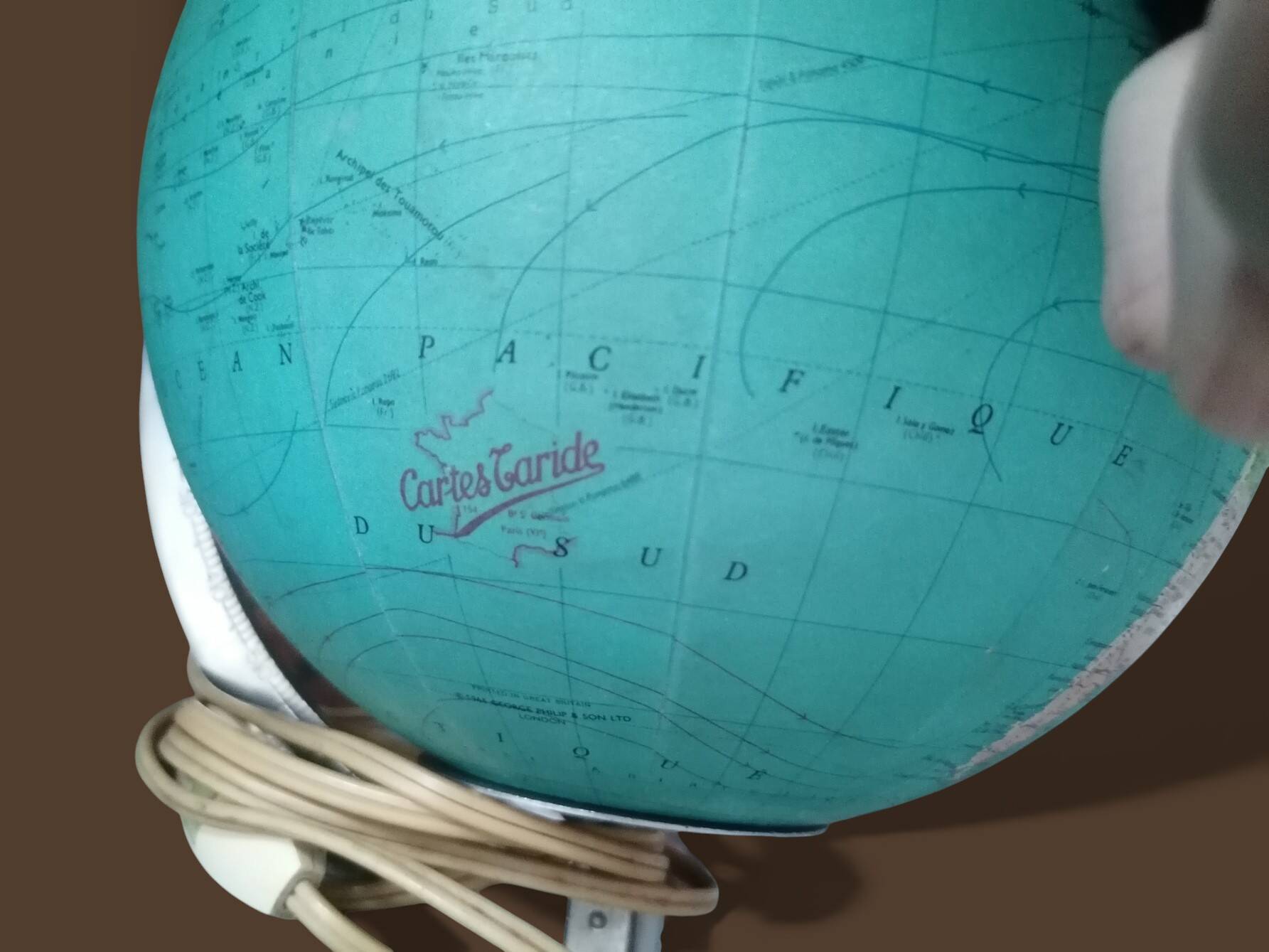 Vintage illuminated glass globe world map - 1940s