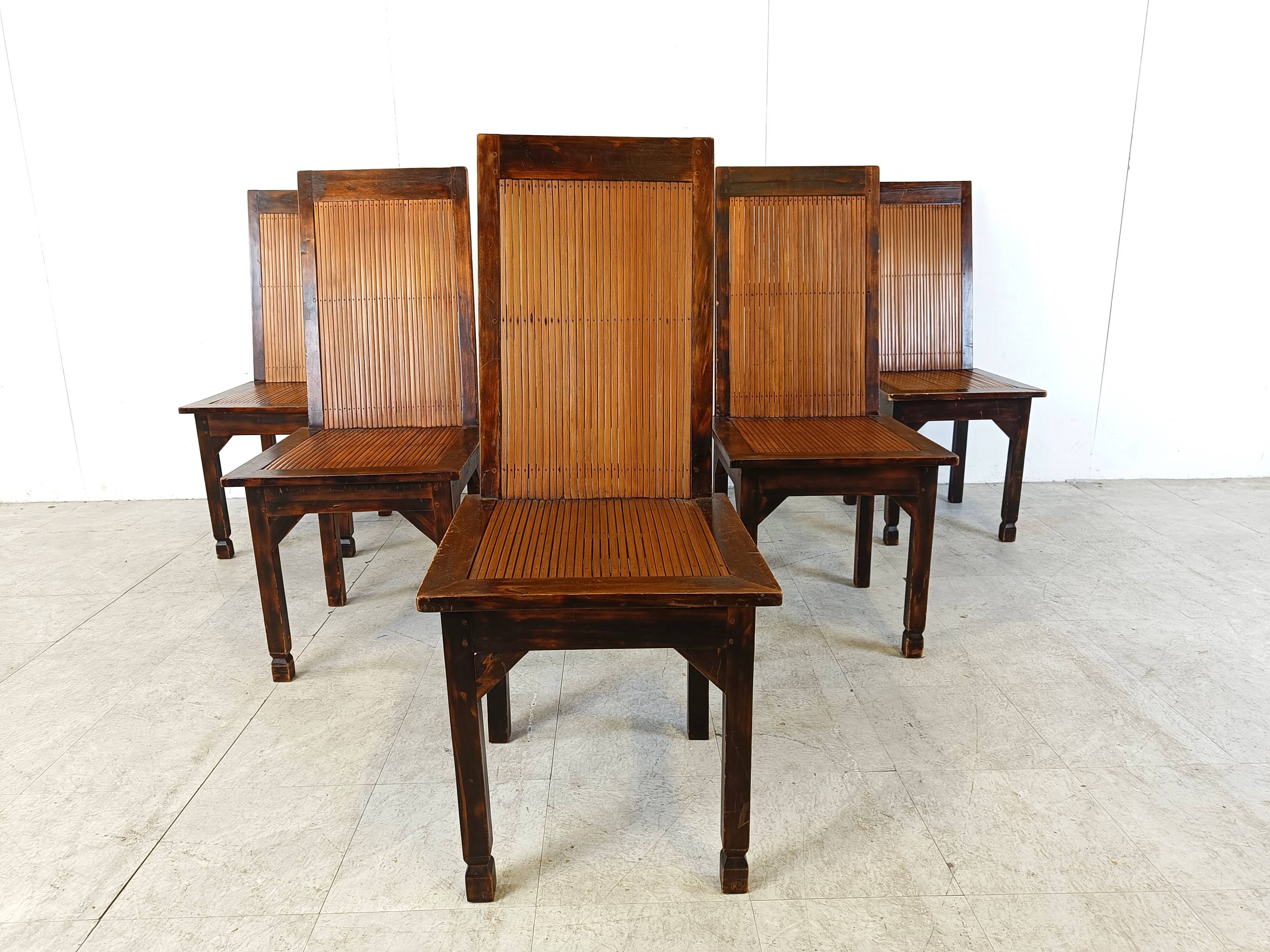 Chaises de salle à manger vintage à haut dossier en bambou avec table, 1960