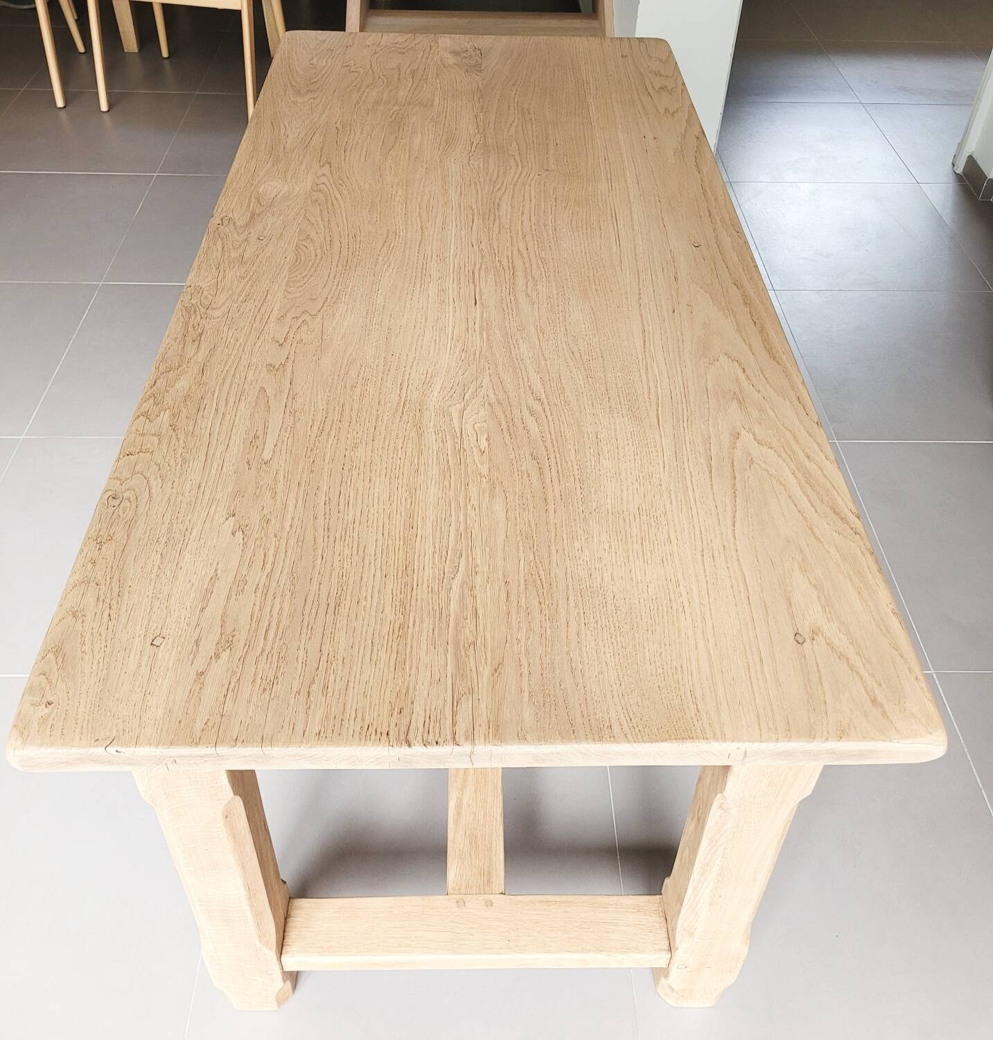 Farmhouse table