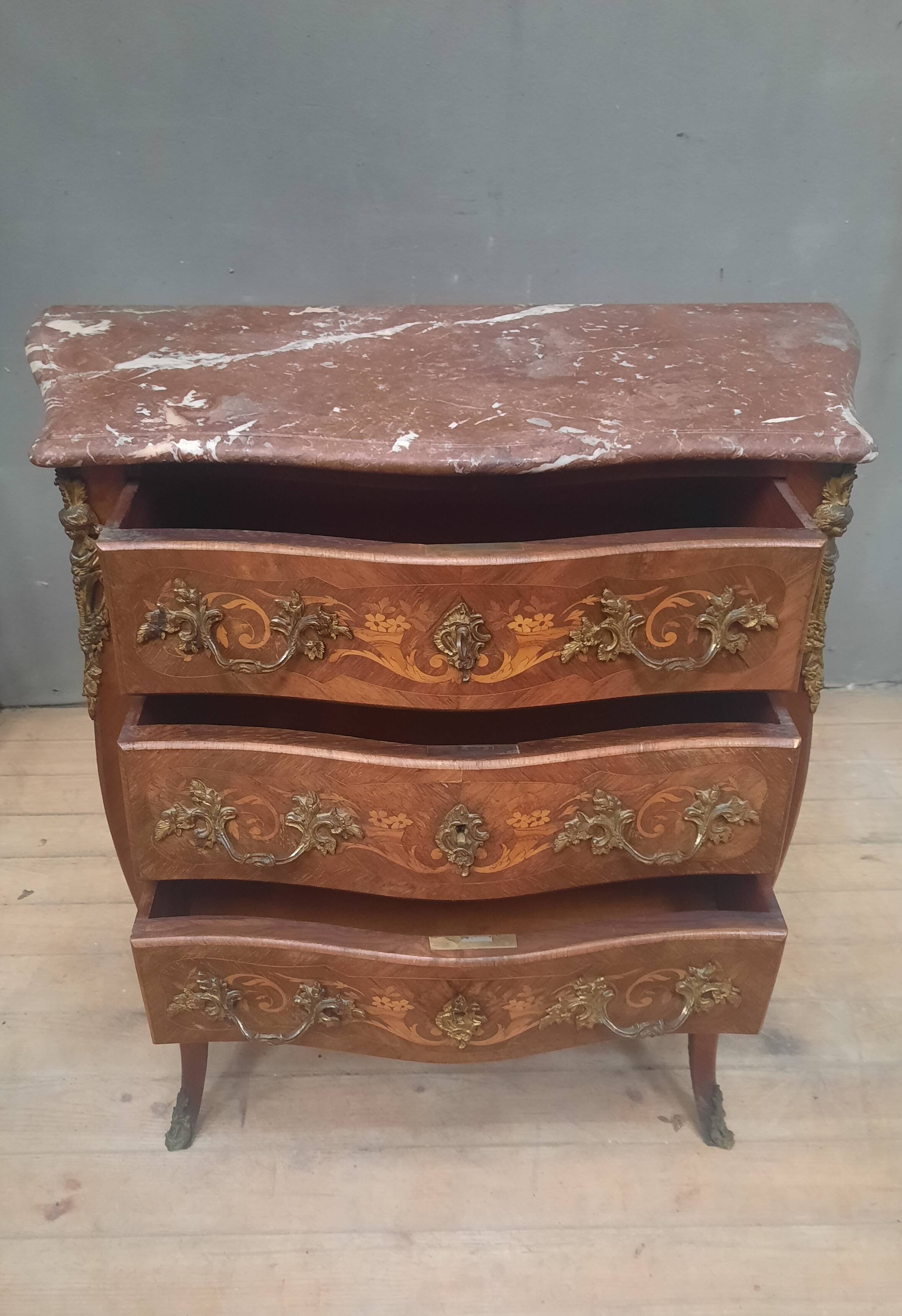 Louis XV style commode, late nineteenth century.