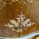 Florentine wooden chest of drawers