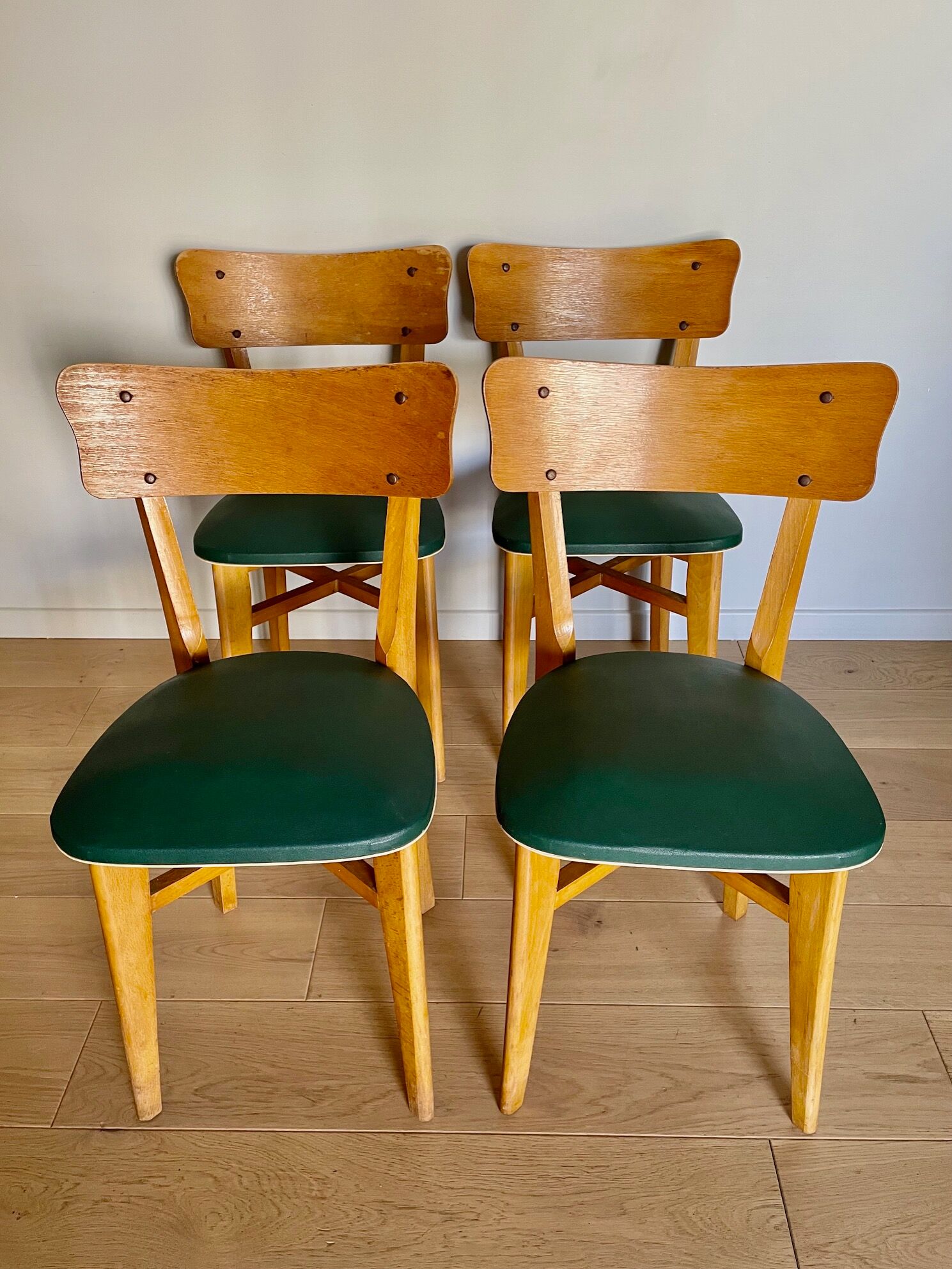 Set of 4 vintage chairs