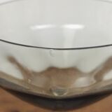 2 glasses of smoked glass champagne