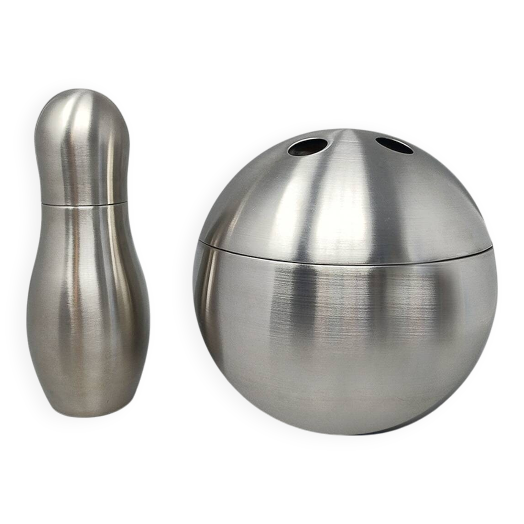 1970s Gorgeous "Bowling" Cocktail Shaker With Ice Bucket Tauma by Guzzini.