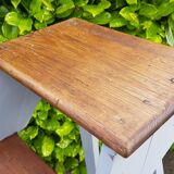 Old escabeau relooked on the sides and beautiful patina on the steps