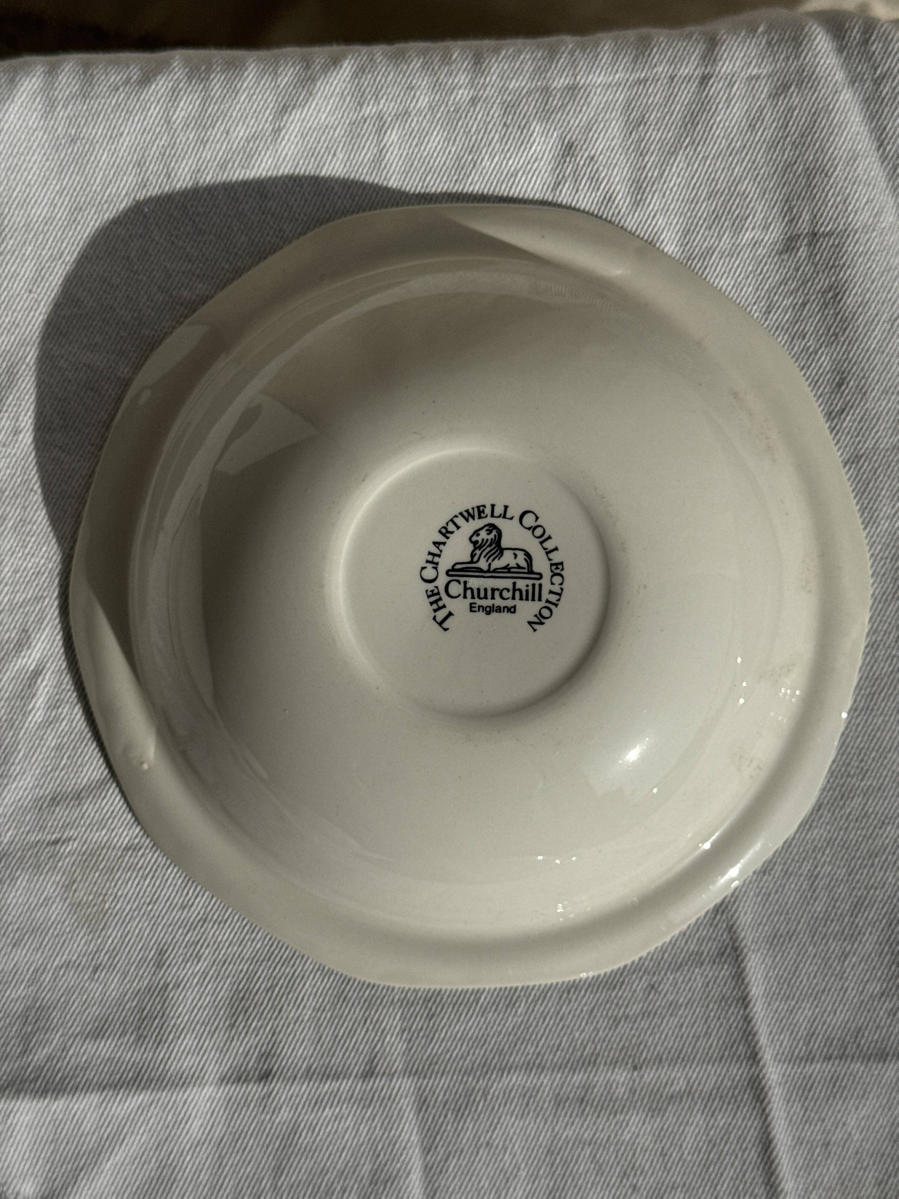 Set of 11 fruit-patterned bowls The Chartwell Collection England D17