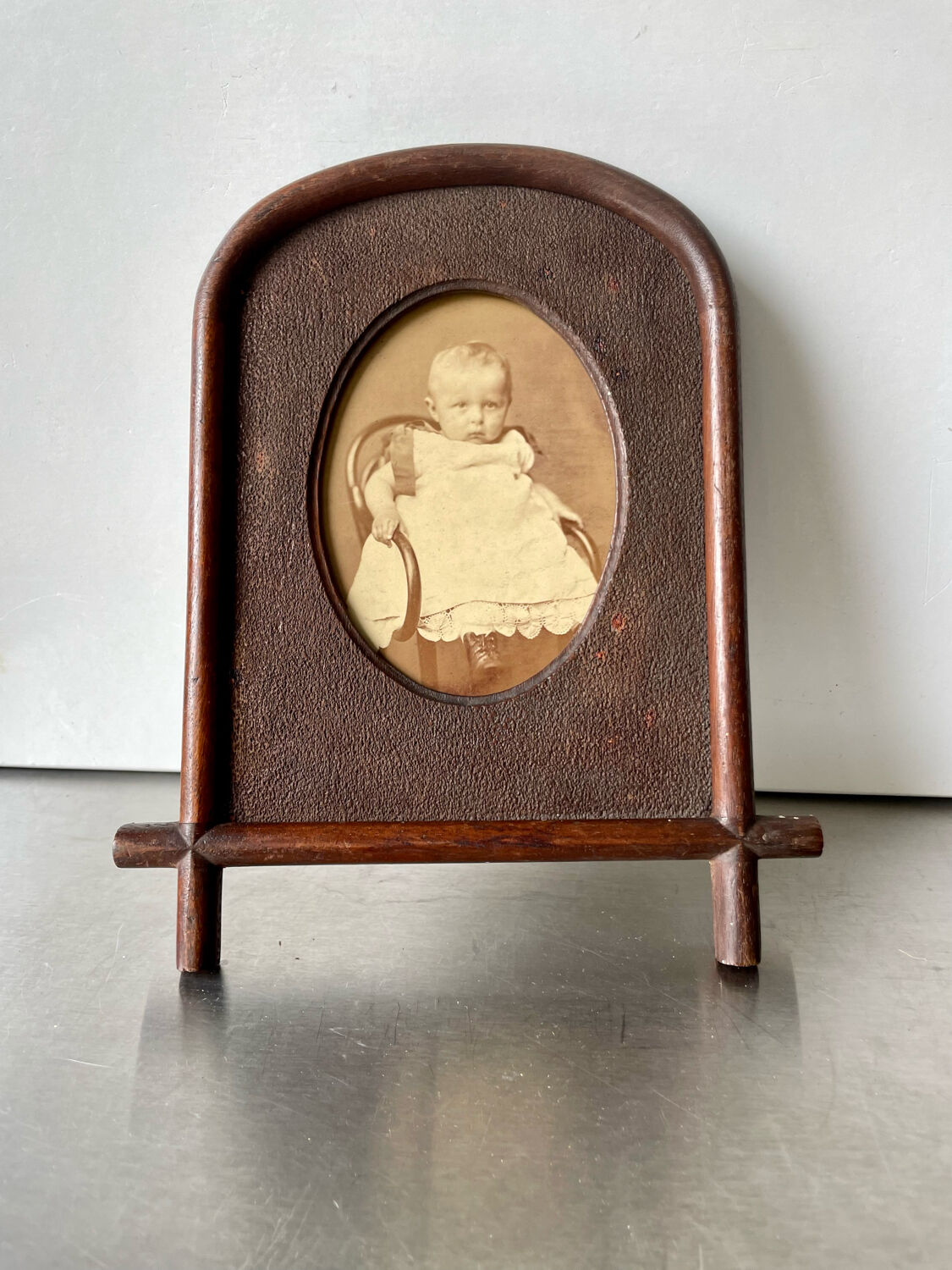 Antique Frame carved wood measurements 22 cm x 18 cm