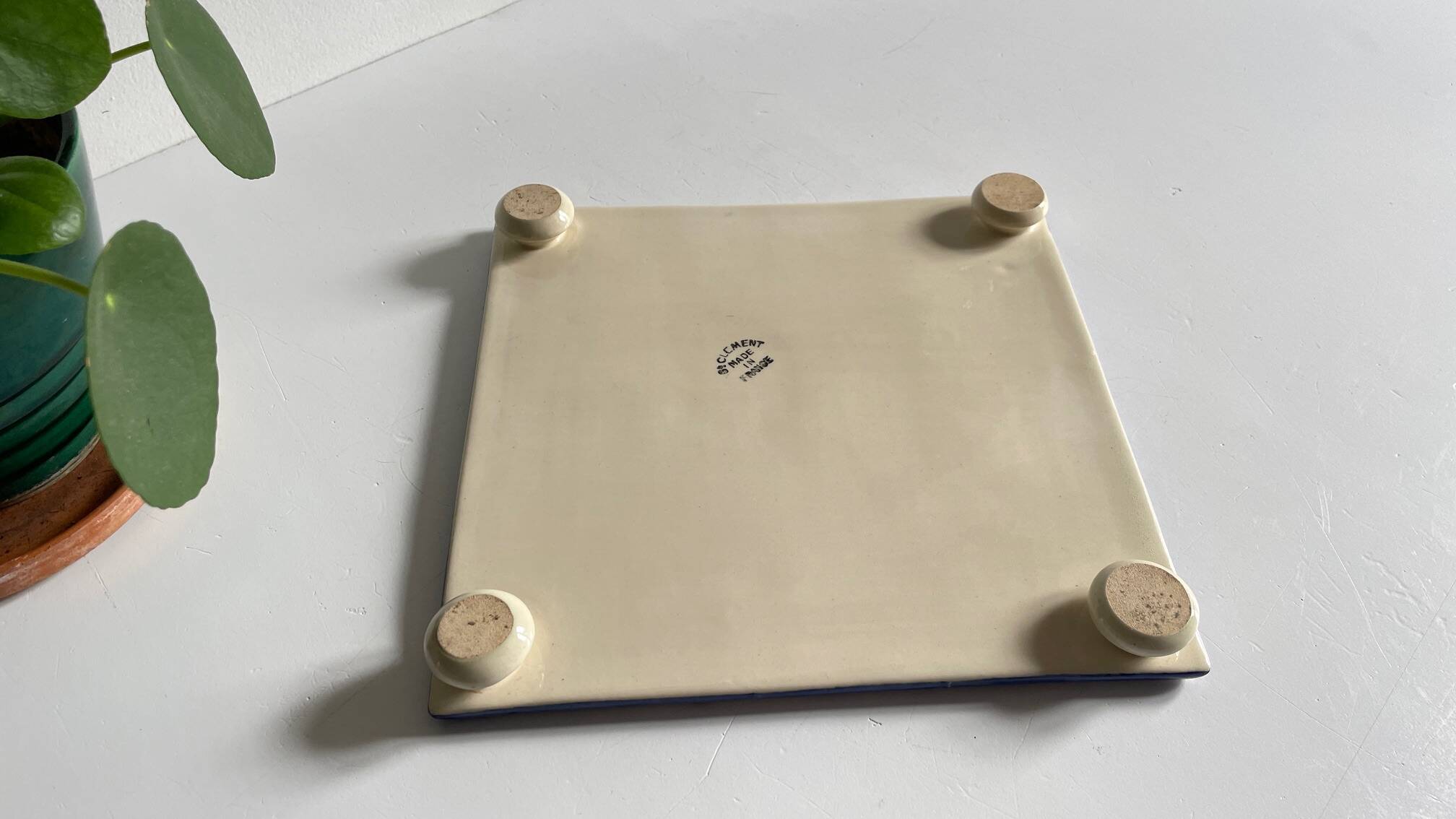 St Clément Vintage Polka Dot Ceramic Trivet