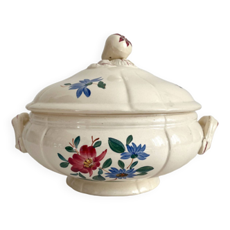 Small ivory earthenware soup tureen with flowers Digoin Sarreguemines vintage
