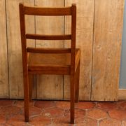 Lot de 4 chaises période Reconstruction bois massif