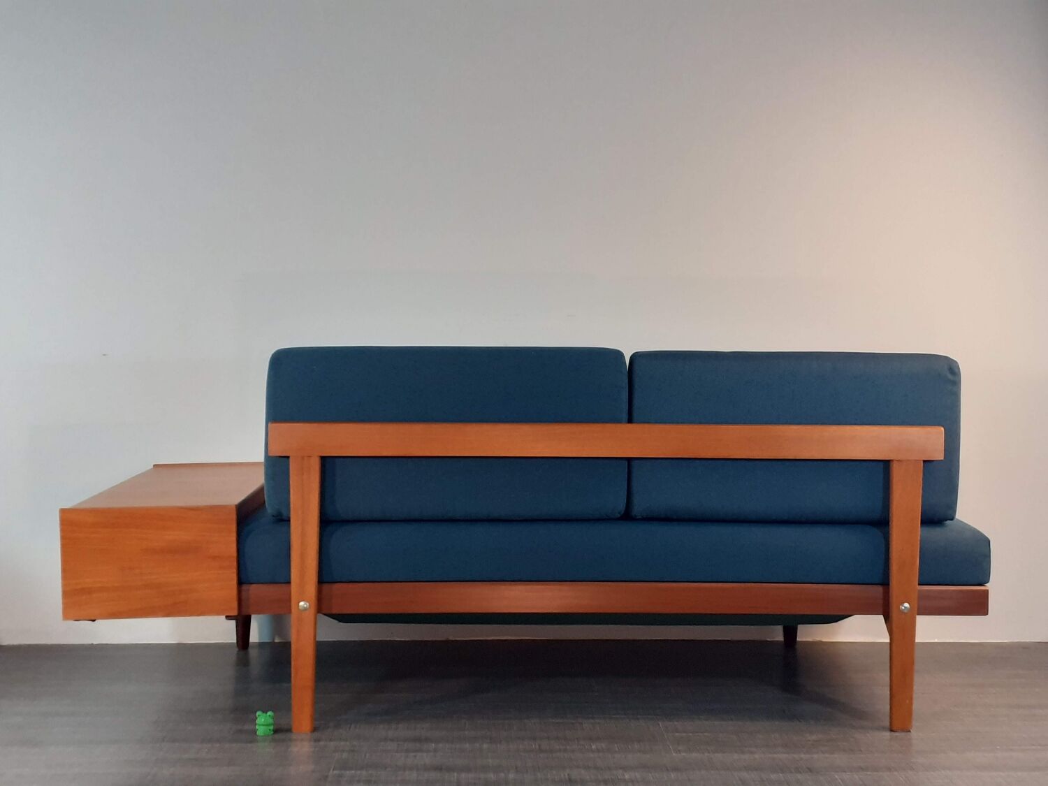 Vintage Norwegian daybed sofa, Restored, 1970s