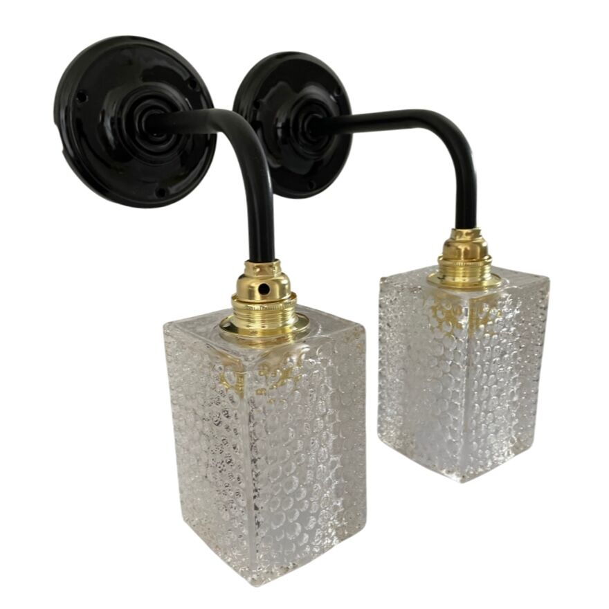 Pair of vintage sconces in electrified electrified glass to nine