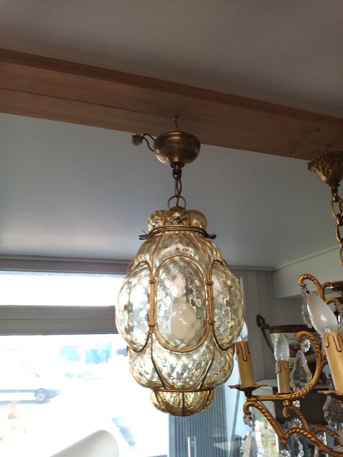 Lantern chandelier