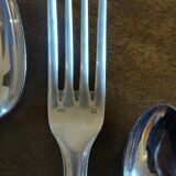 Silver metal cutlery set