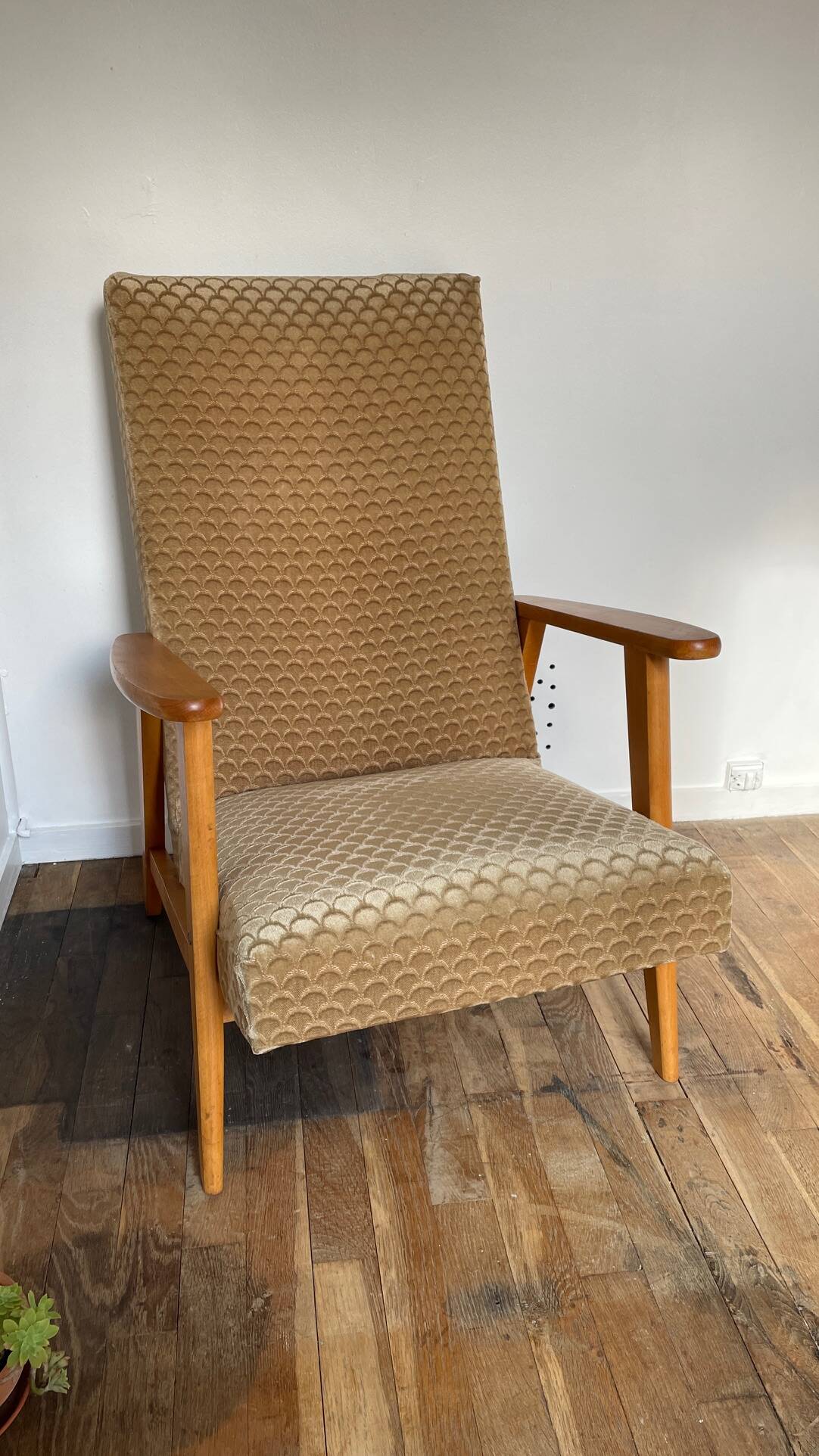 paire FAUTEUILS MANUCERE France Vintage