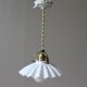 Suspension vintage en opaline plissee