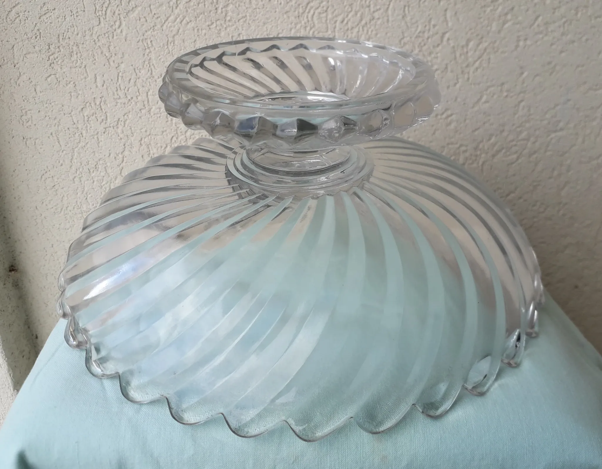 Glass compote Portieux