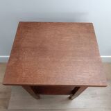Petite table d'appoint / guéridon en bois vintage