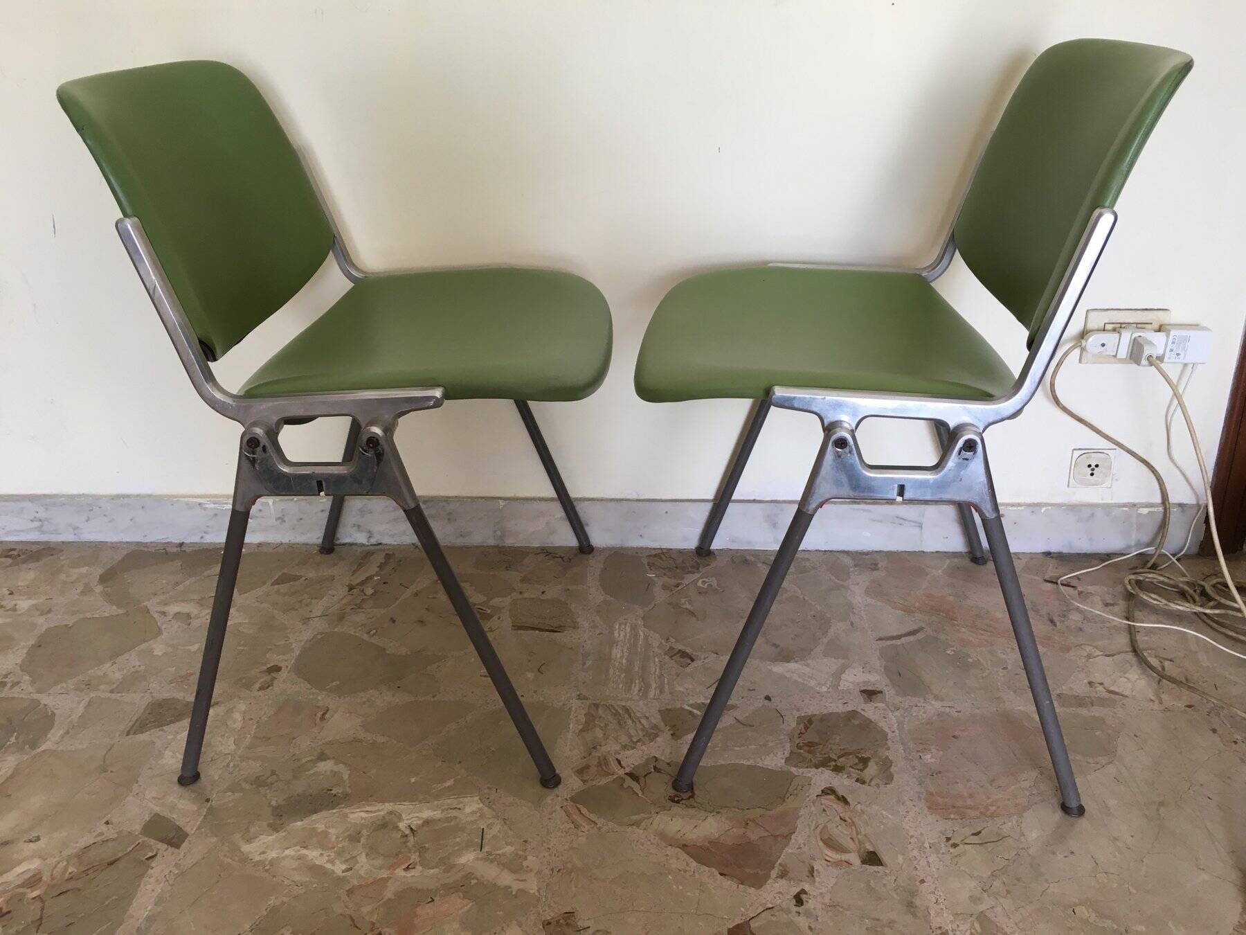 Chairs (4) Anonima Castelli - Giancarlo Piretti - DSC106 - Metal, Eco-leather