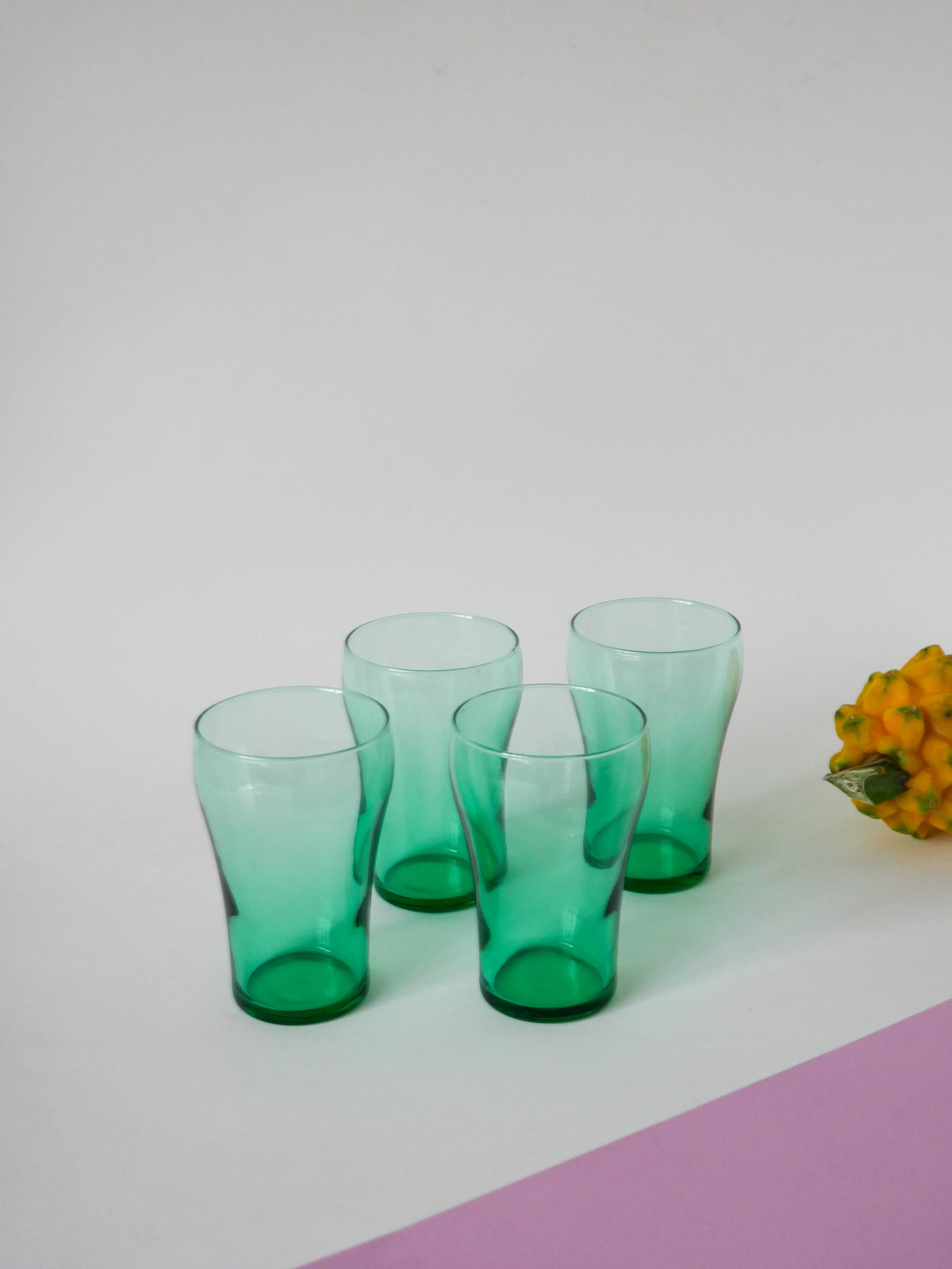 Set of 4 green glass glasses 1970