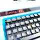 Machine à écrire Olympia Standard bleue pastel vintage révisée ruban neuf